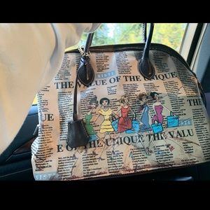 Very cute real Italian leather handbag !!